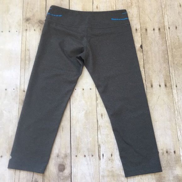 Powerforce Work Out Capris - Picture 5 of 6